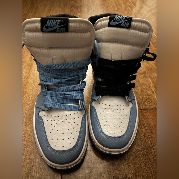 Nike Air High Top Jordan’s with Blue and Black Laces - Picture 4 of 10